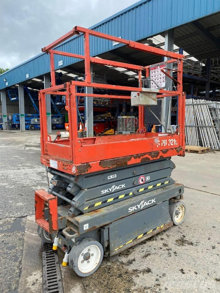 SkyJack SJ 3219 Saksilavat