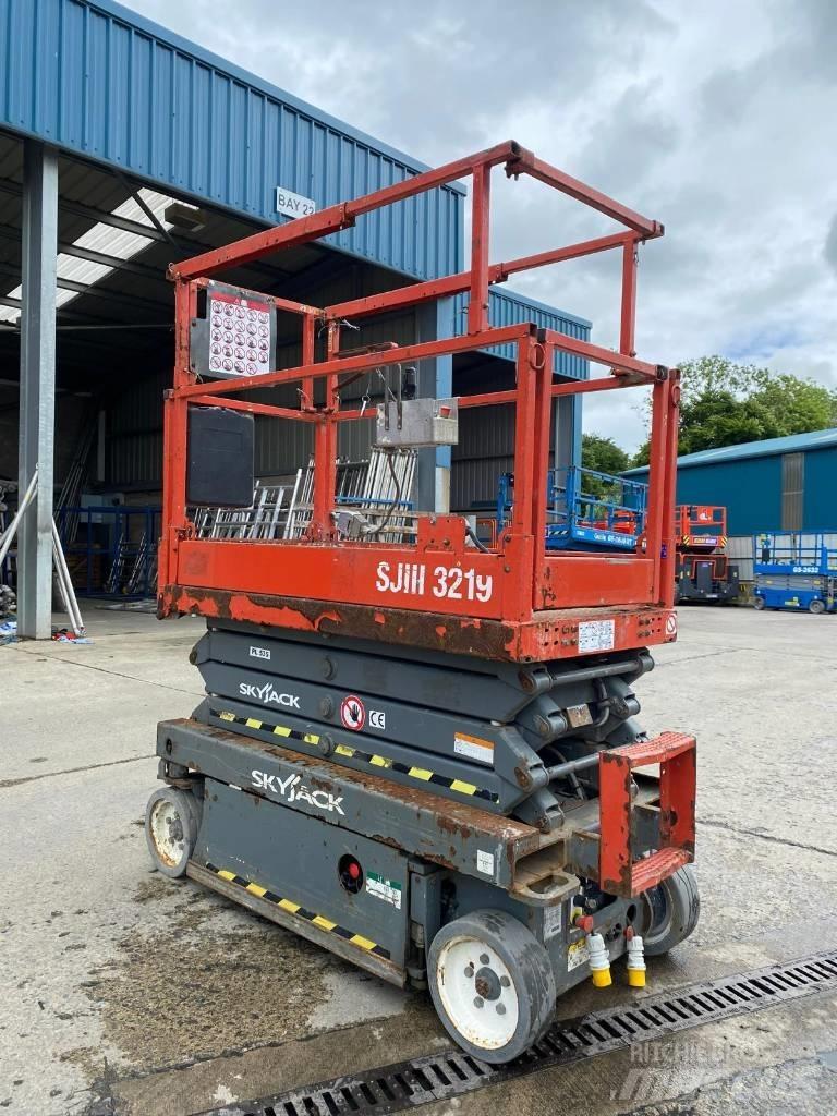 SkyJack SJ 3219 Saksilavat