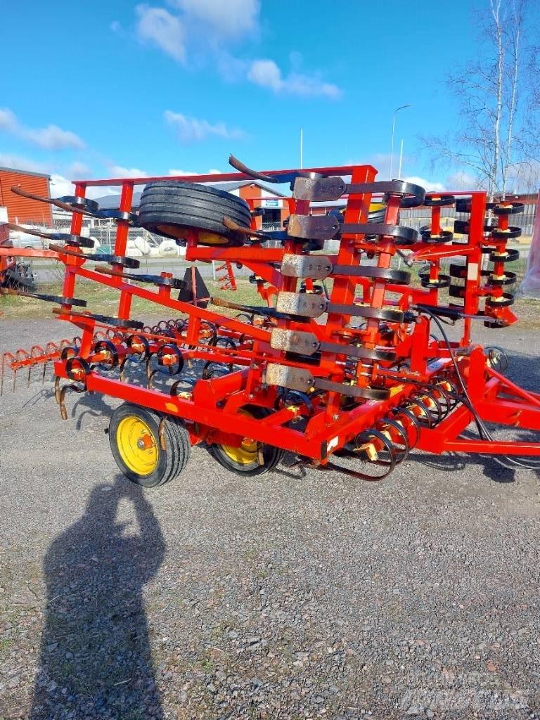 Väderstad NZF 450 Äkeet