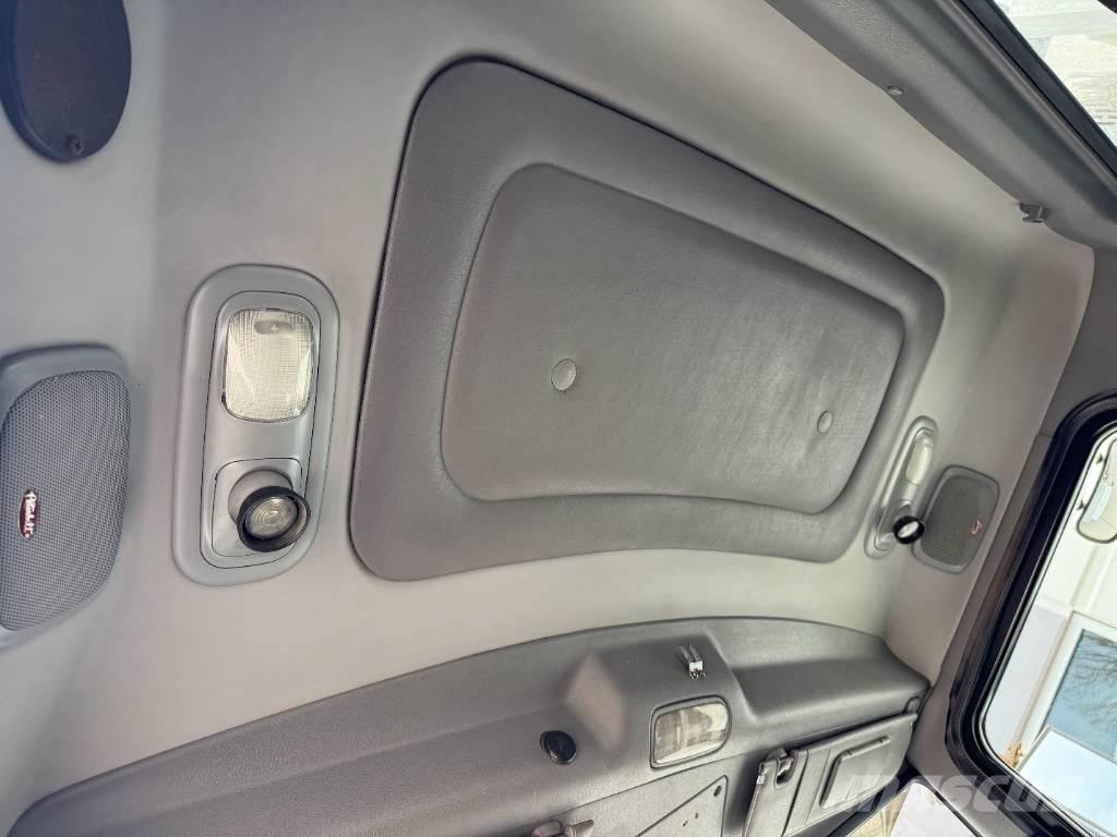 Peterbilt 389 Vetopöytäautot