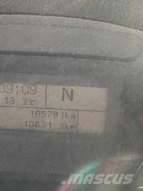 DAF XF 450 Vetopöytäautot