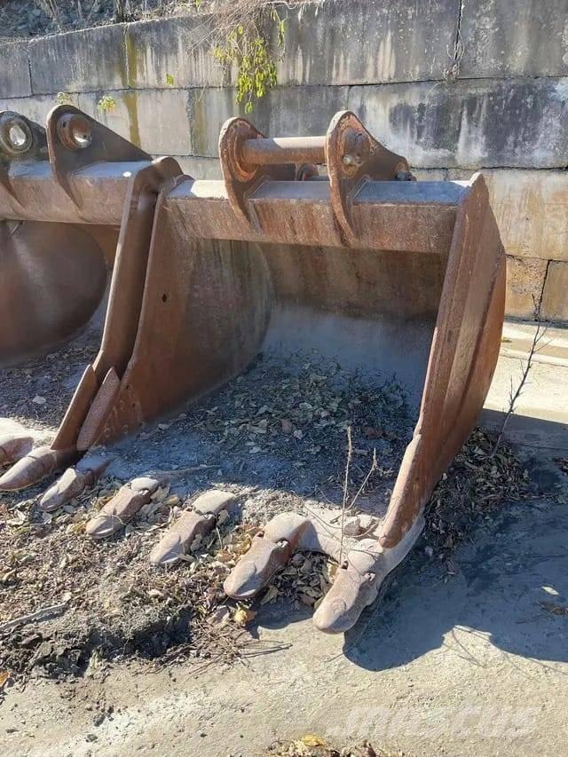 Komatsu PC 400 Telakaivukoneet