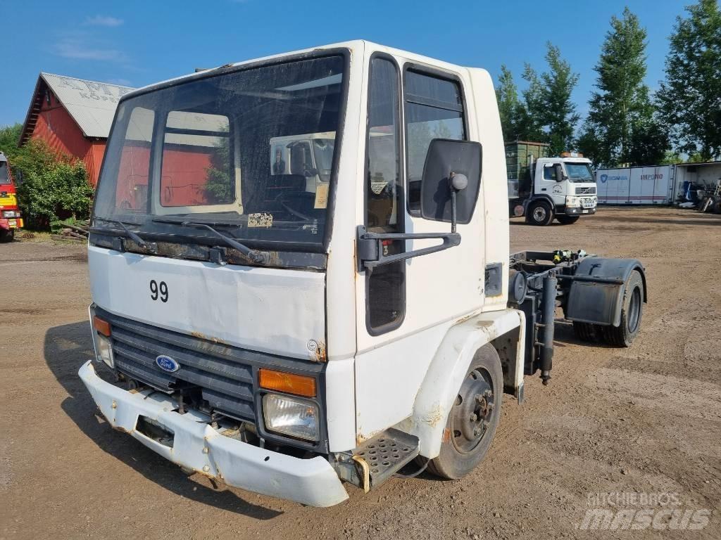Ford CARGO 0713 Muut kuorma-autot