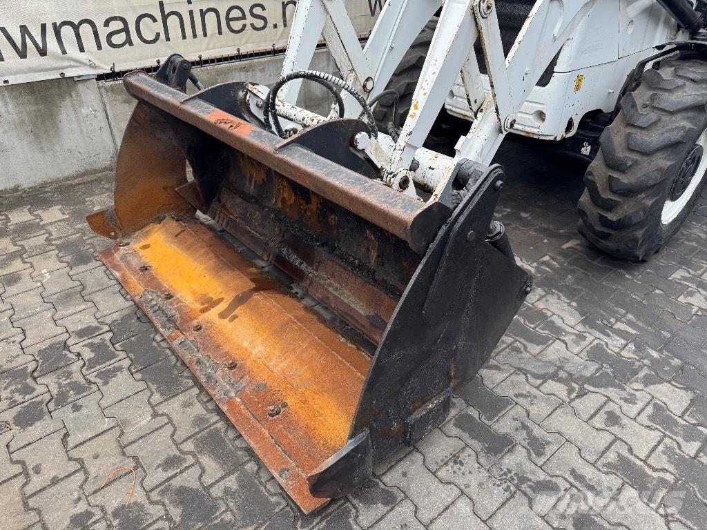 JCB 2 CX Kaivurikuormaajat