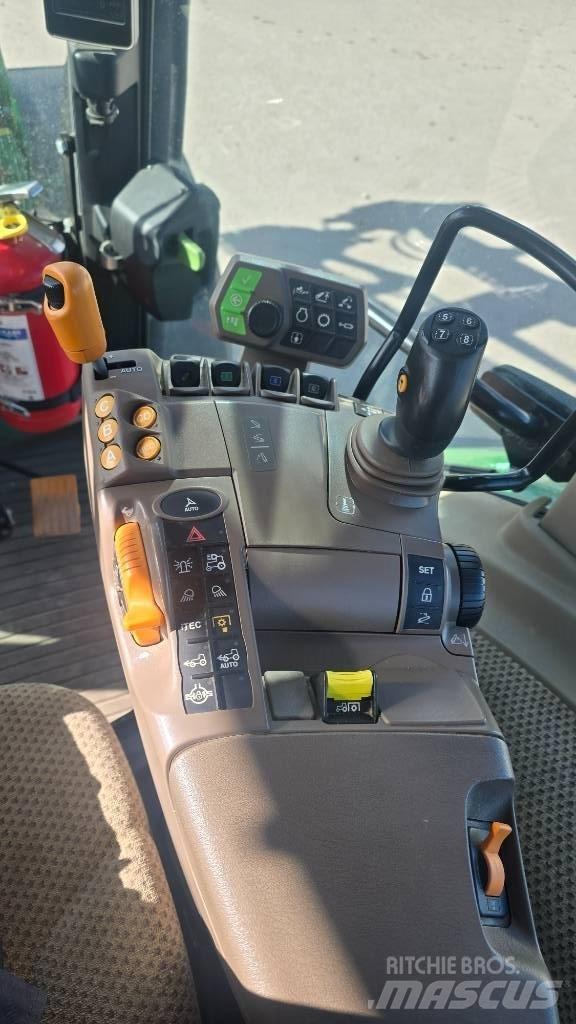 John Deere 5125R Traktorit