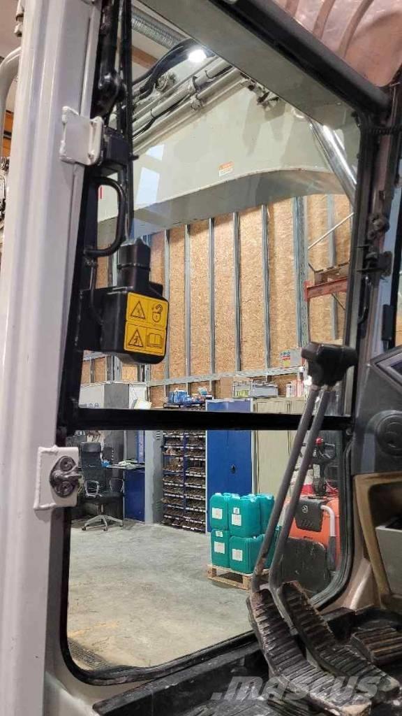 Takeuchi TB 2150 R Telakaivukoneet