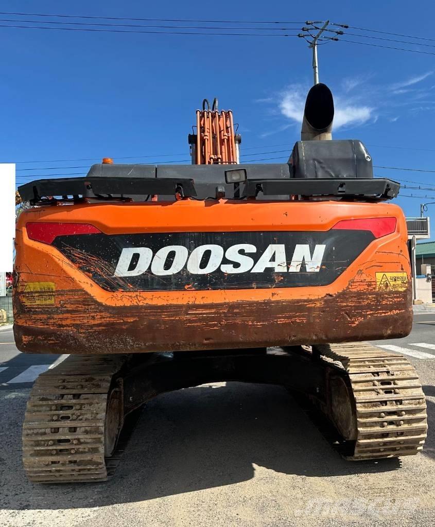 Doosan DX 300 LC-3 Telakaivukoneet