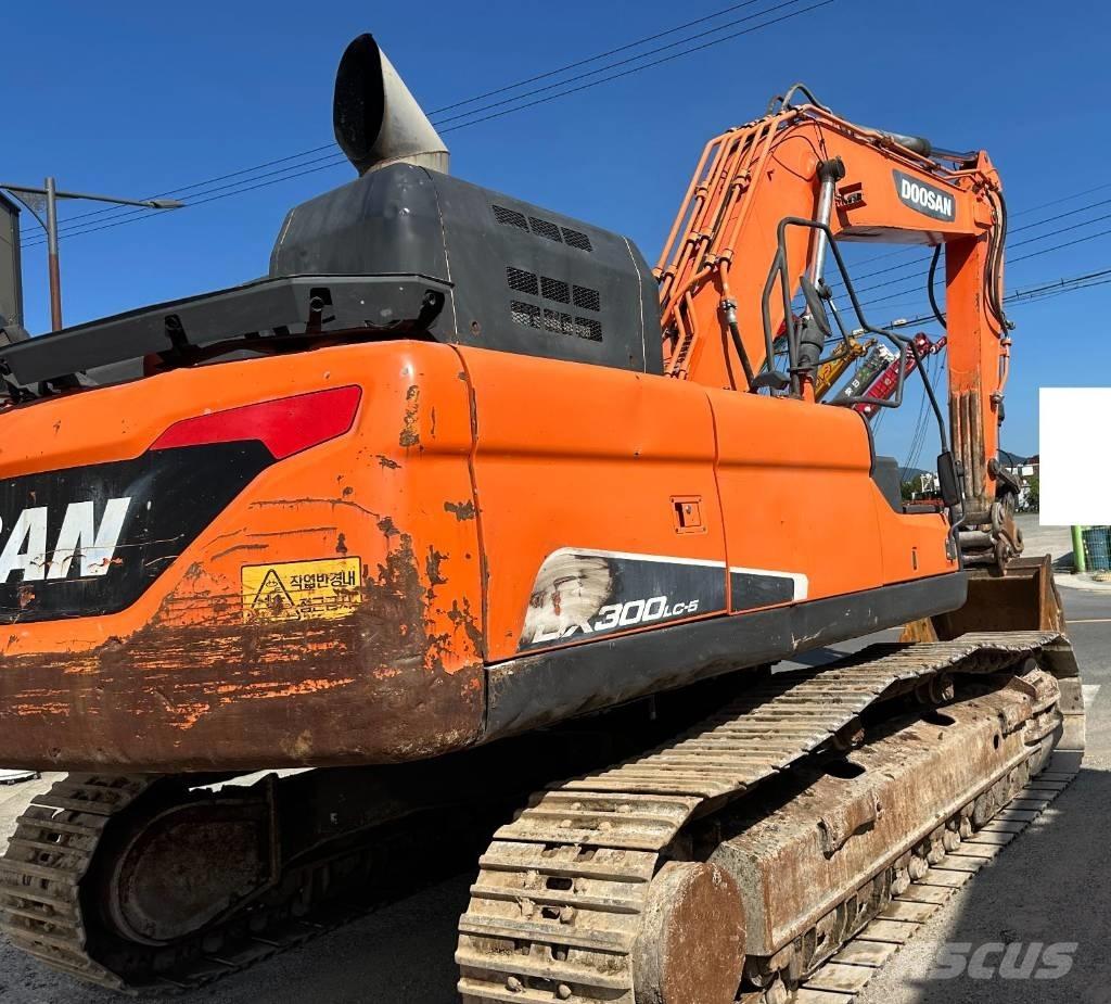 Doosan DX 300 LC-3 Telakaivukoneet