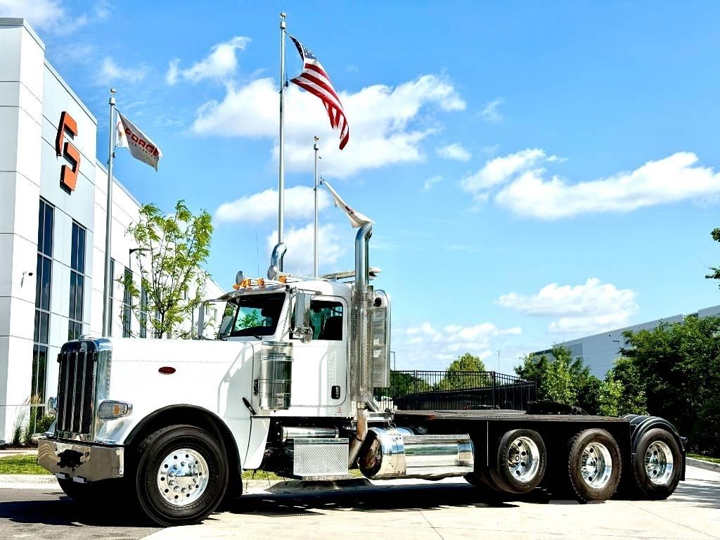 Peterbilt 389 Vetopöytäautot
