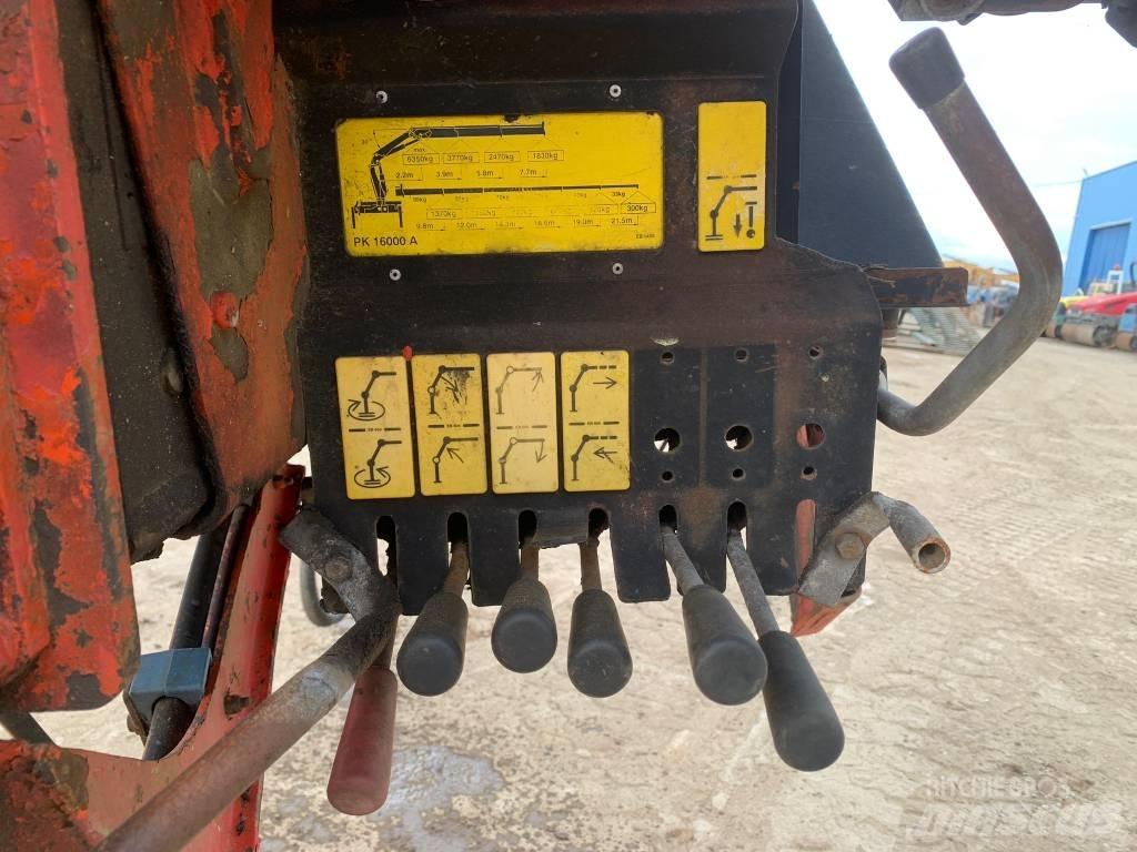 Palfinger PK16000A Tela-alustaiset nosturit
