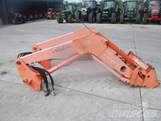 Kubota LA1403 Loader Traktorit