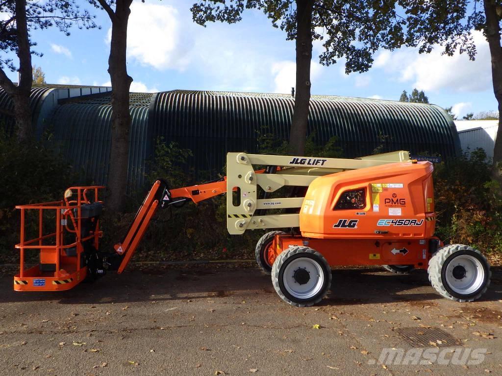 JLG EC450AJ Kuukulkijat