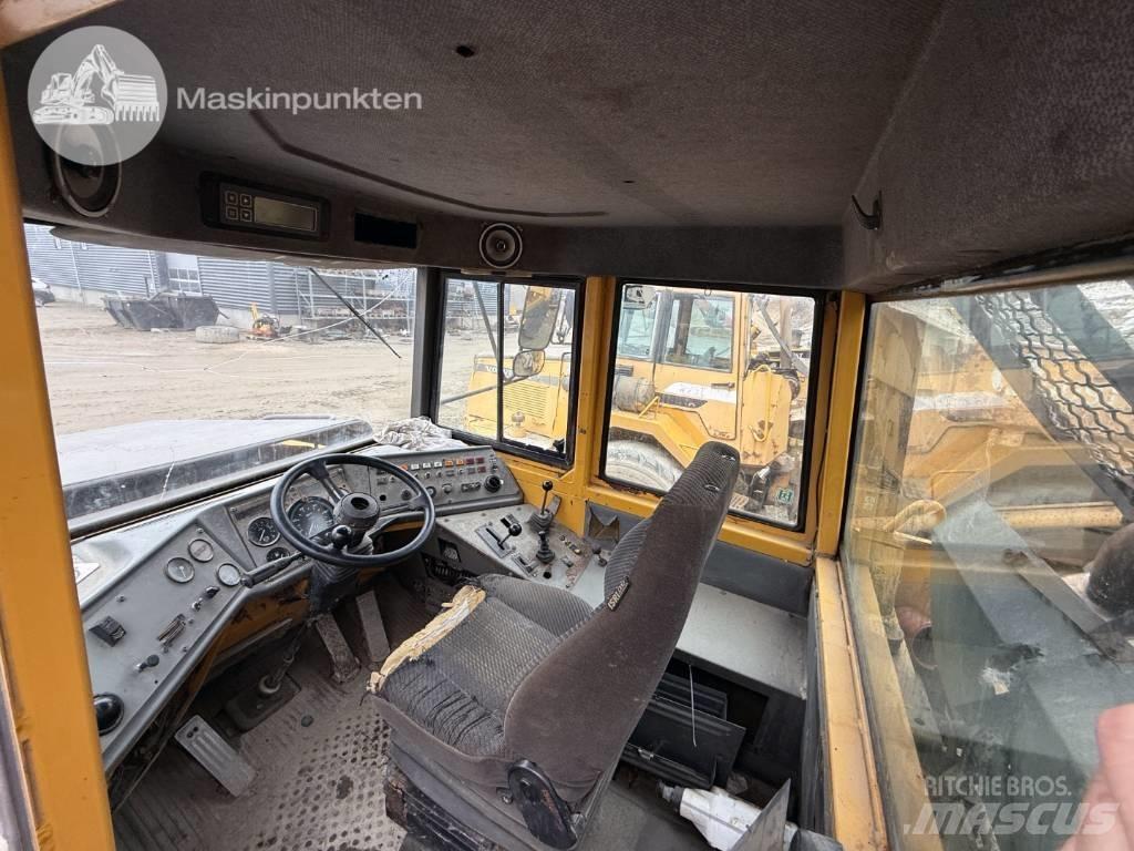 Volvo A 25 C Dumpperit