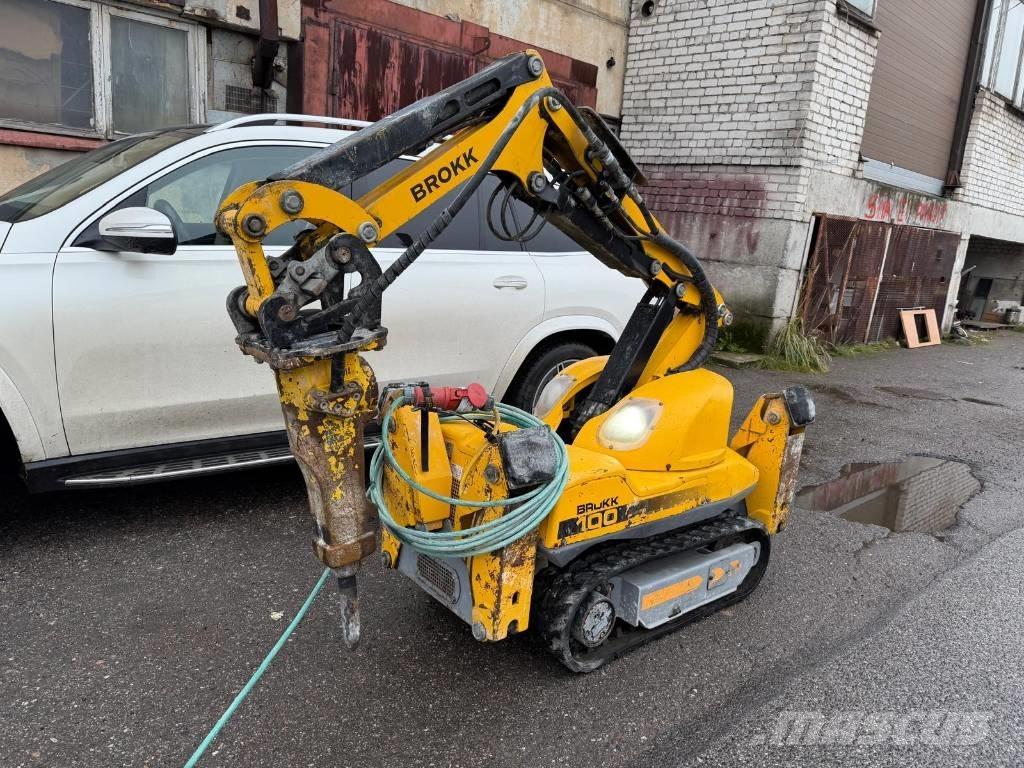 Brokk 100 Purkukoneet