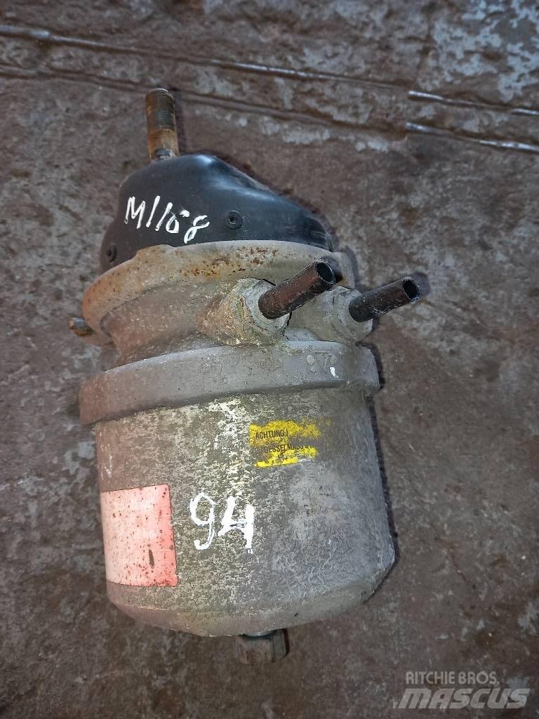 MAN TGS  81504109868 Jarrut