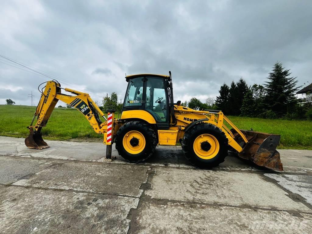 Komatsu WB 93 S-5 Kaivurikuormaajat