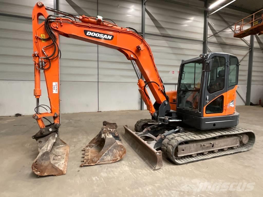 Doosan DX 85 R-3 Midikaivukoneet 7t - 12t