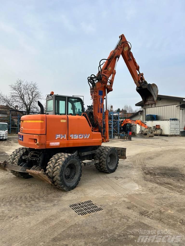 Fiat-Hitachi fh 120 Pyöräkaivukoneet