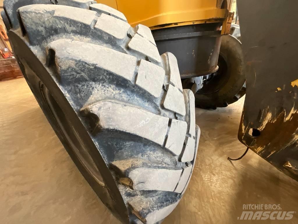 Mecalac AS 700 Pyöräkuormaajat