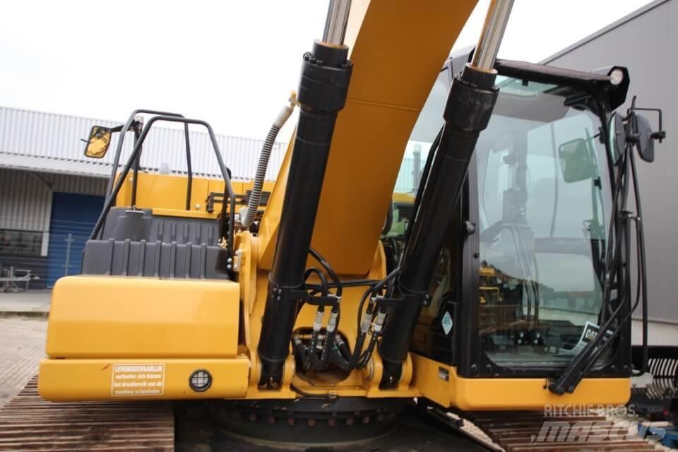 CAT 326-07 Telakaivukoneet