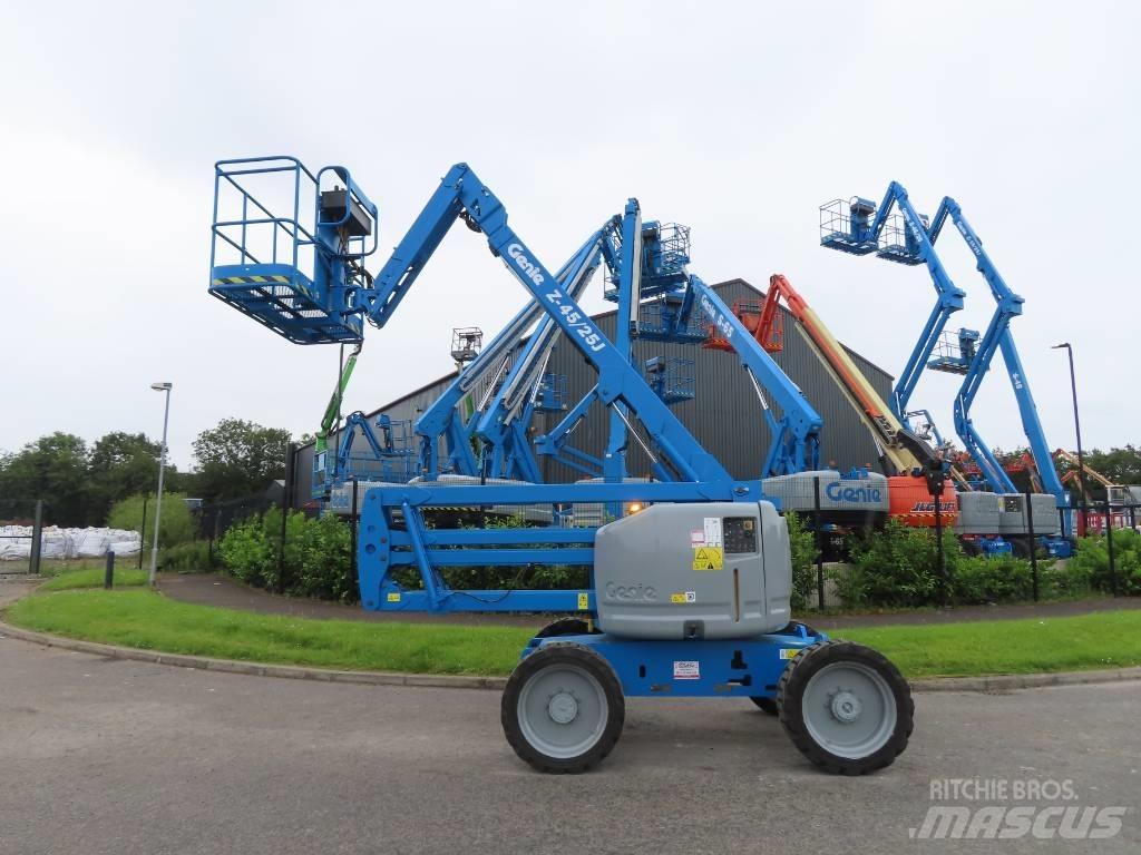 Genie Z 45/25 J Kuukulkijat