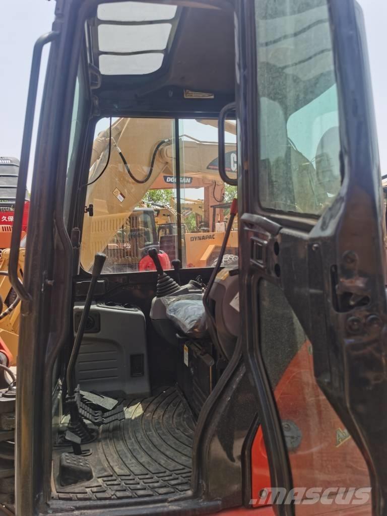 Kubota KX 155 Telakaivukoneet
