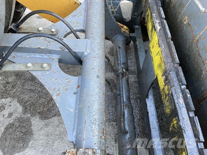 Liebherr L506C Pyöräkuormaajat