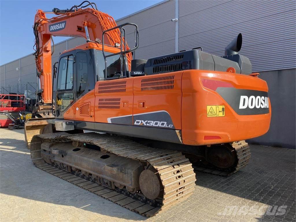 Doosan DX300LC-5 Telakaivukoneet