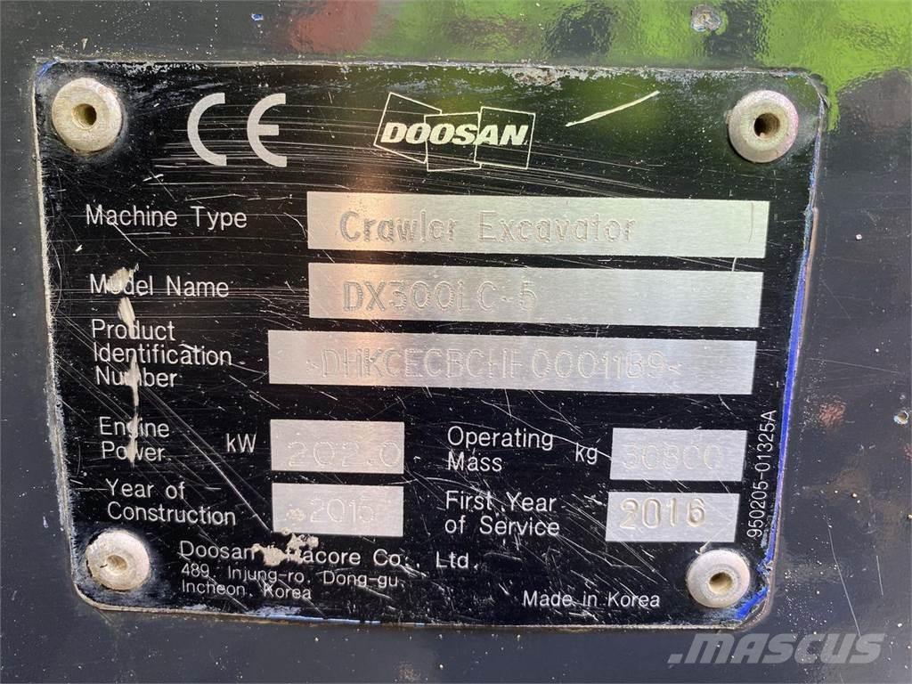 Doosan DX300LC-5 Telakaivukoneet