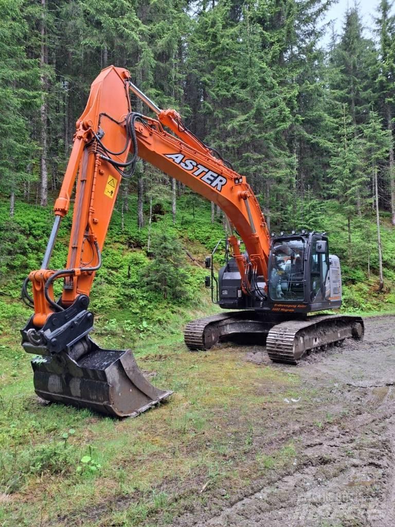 Hitachi ZX 225 US LC Telakaivukoneet