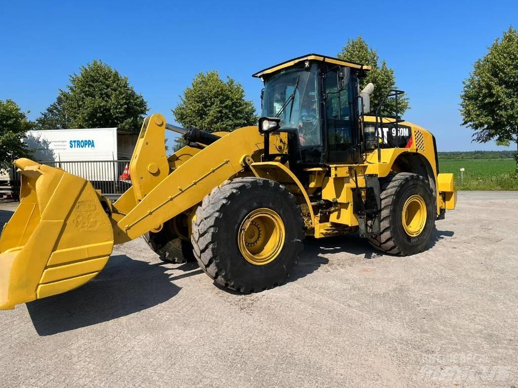 CAT 950M Pyöräkuormaajat