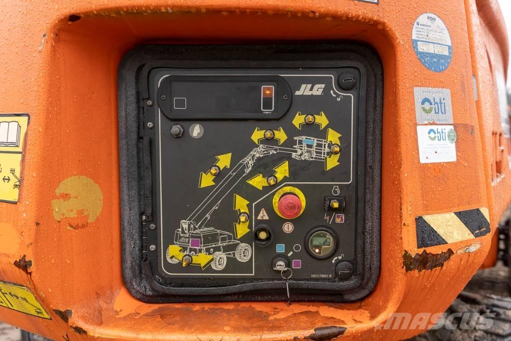 JLG 1350 SJP Teleskooppipuominostimet