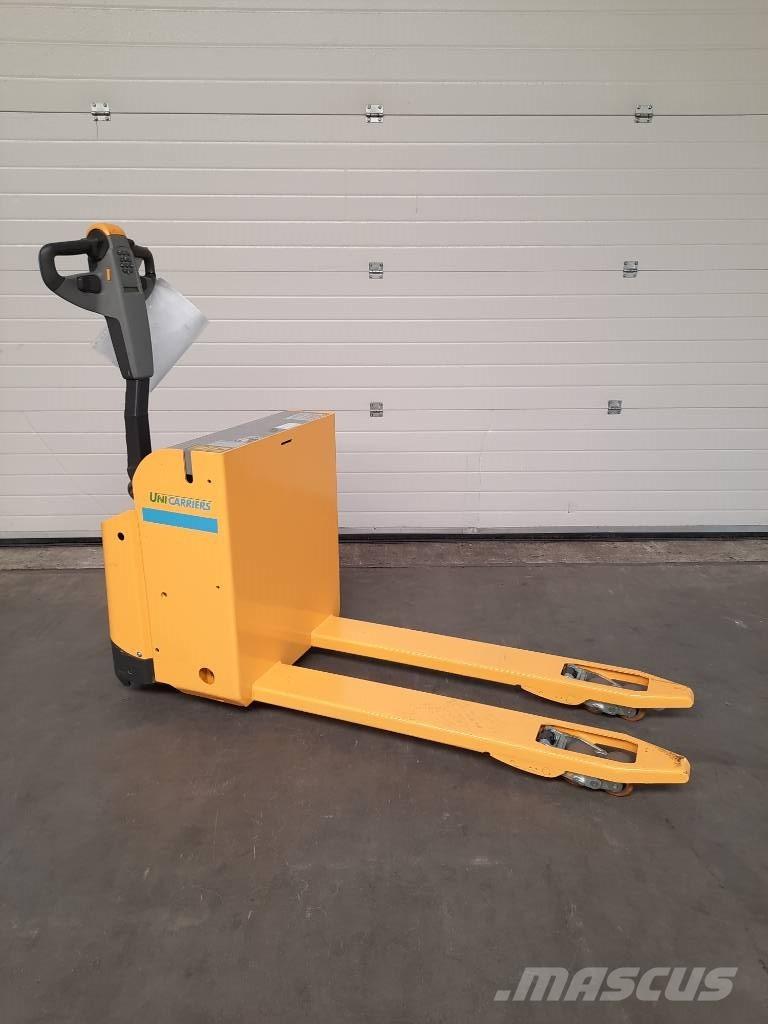 UniCarriers PLL200 Lavansiirtotrukit