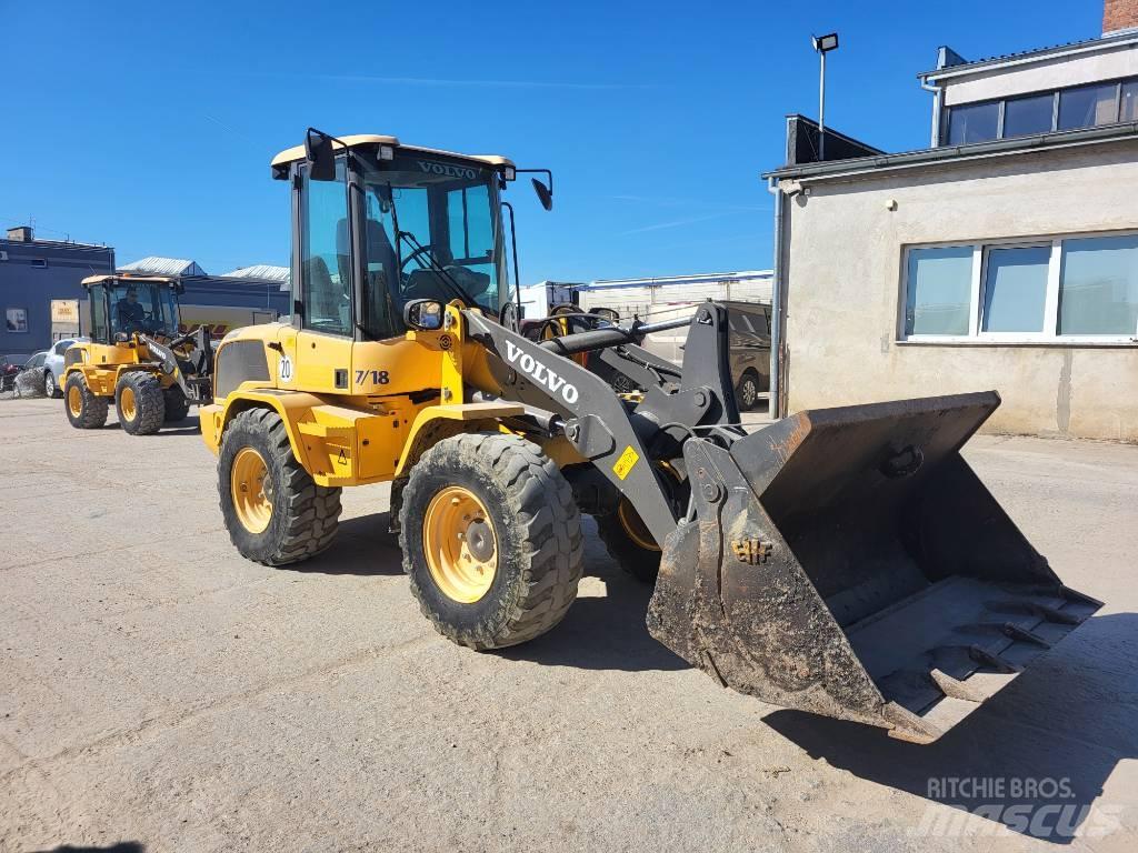 Volvo L 30 G Pyöräkuormaajat