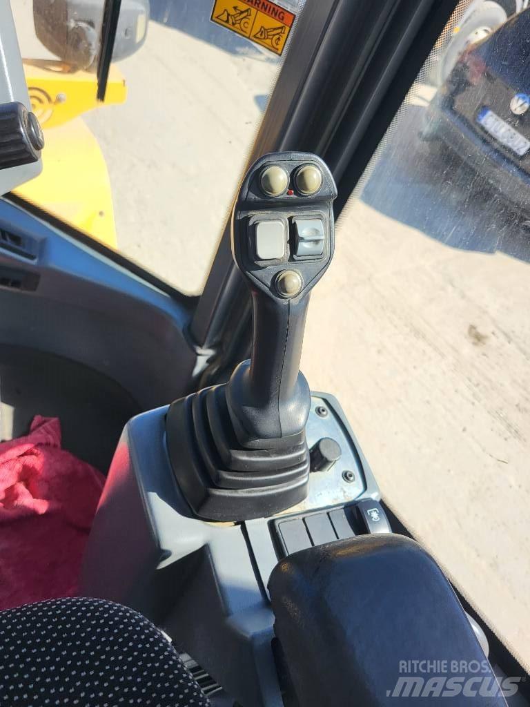 Volvo L 30 G Pyöräkuormaajat