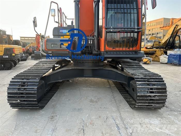 Doosan DX 300LC-9C Telakaivukoneet