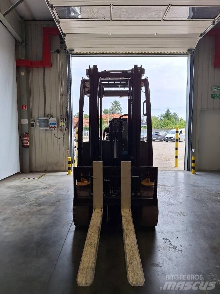 Yale ERP 30 VL Sähkötrukit