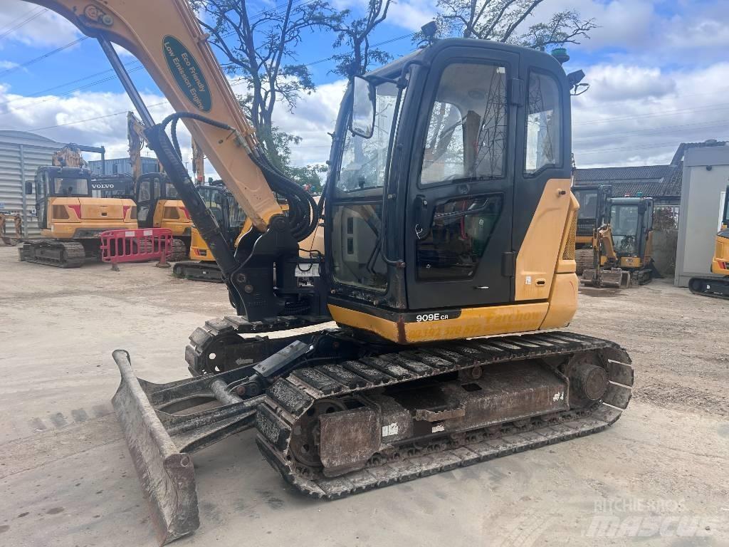 LiuGong 909 ECR Midikaivukoneet 7t - 12t