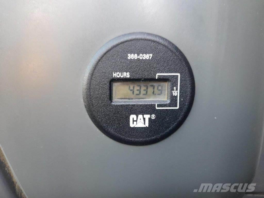 CAT 311 F BLADE Telakaivukoneet