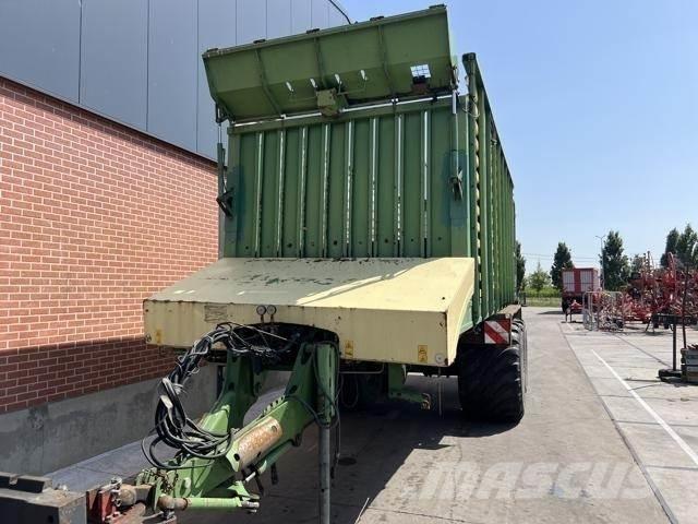 Krone ZX 45 - GL Keräävät noukinvaunut ja silppurivaunut