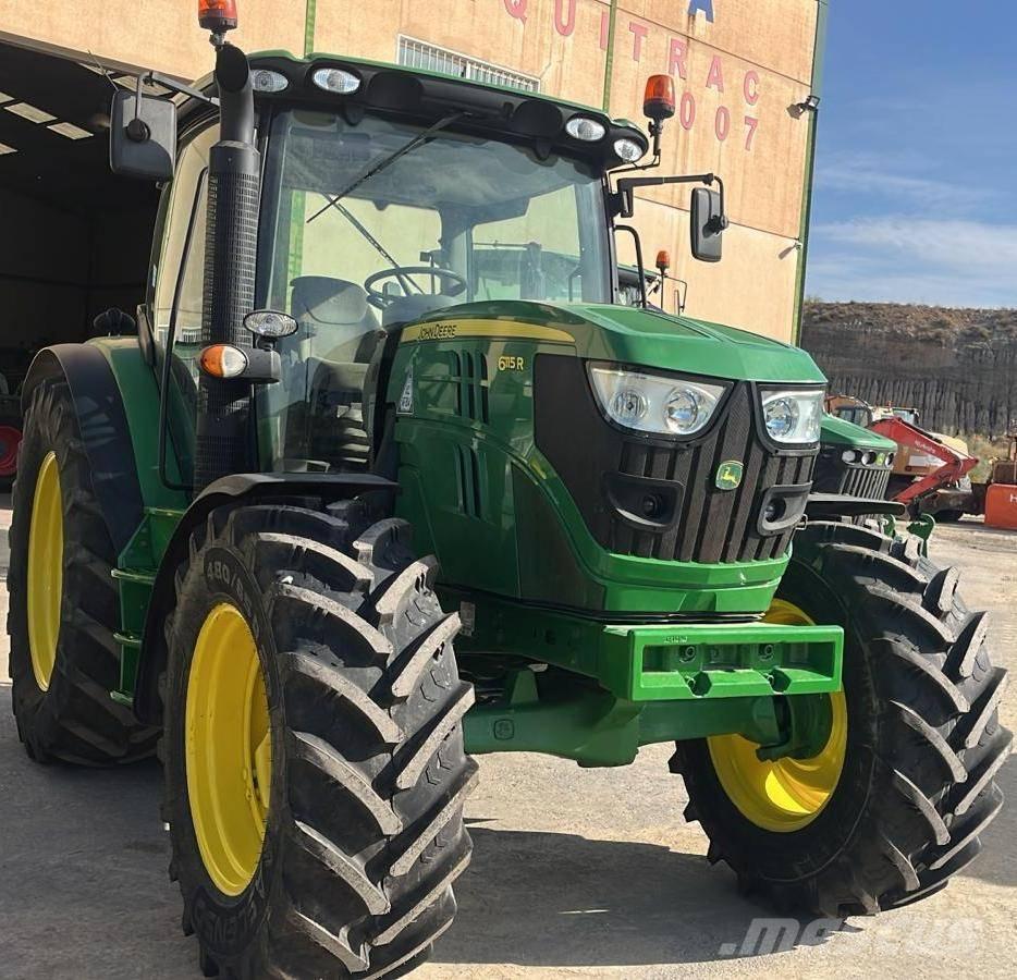 John Deere 6115 R Traktorit