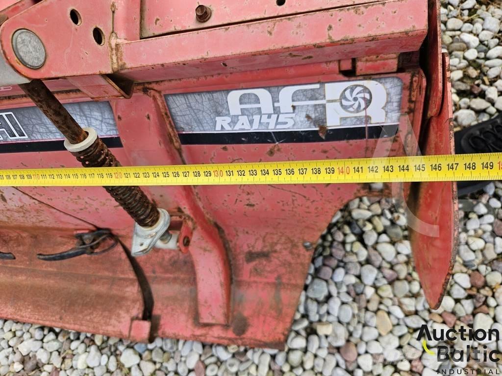 Mitsubishi MT200 Traktorit