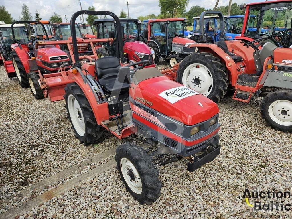 Mitsubishi MT200 Traktorit