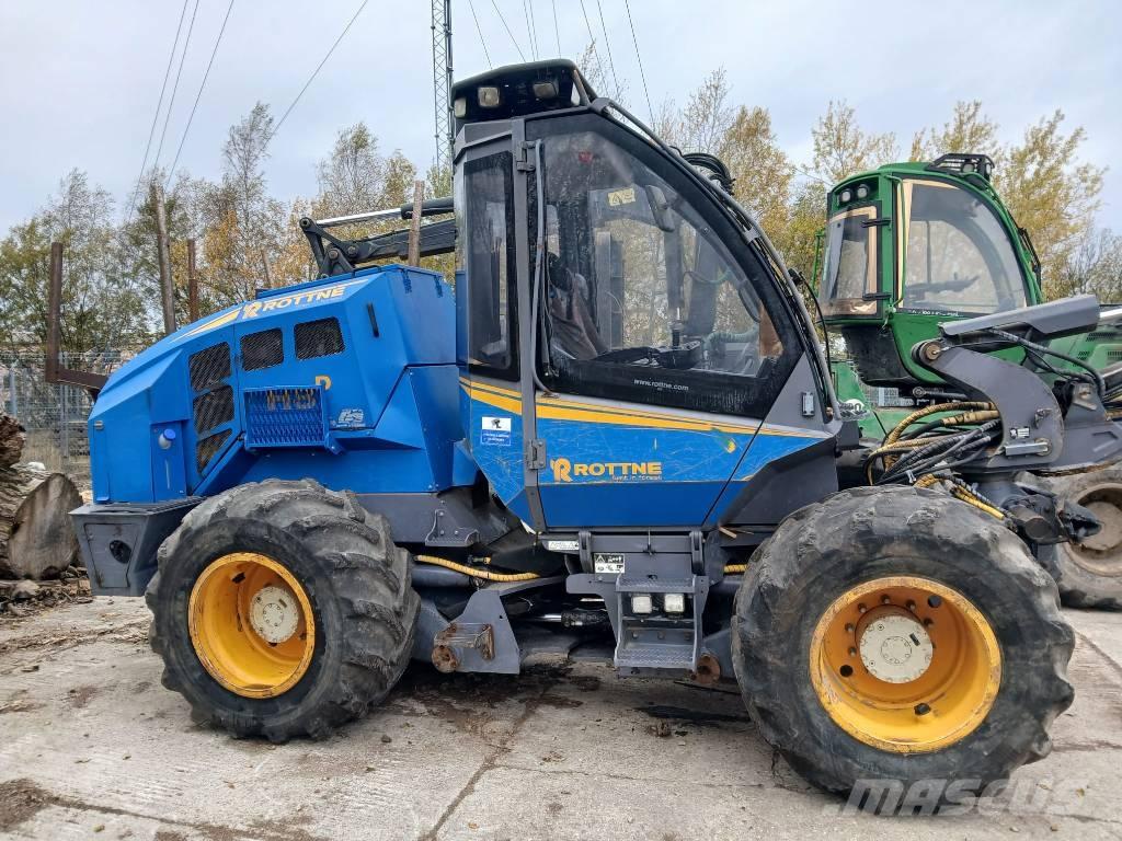 Rottne H8D Harvesterit