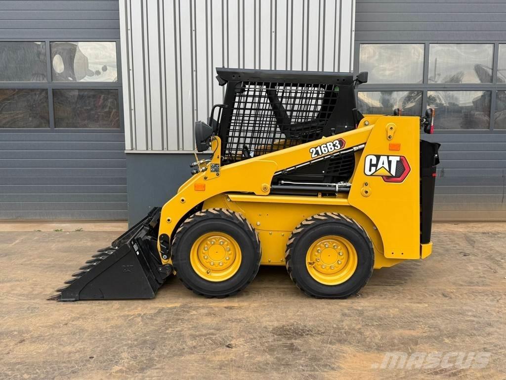 CAT 216B3 Pyöräkuormaajat
