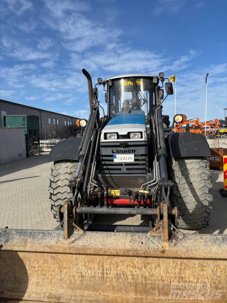 Lännen 8600 I Kaivurikuormaajat