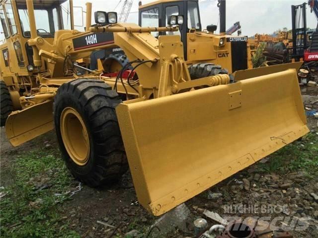 CAT 140 H Tiehöylät