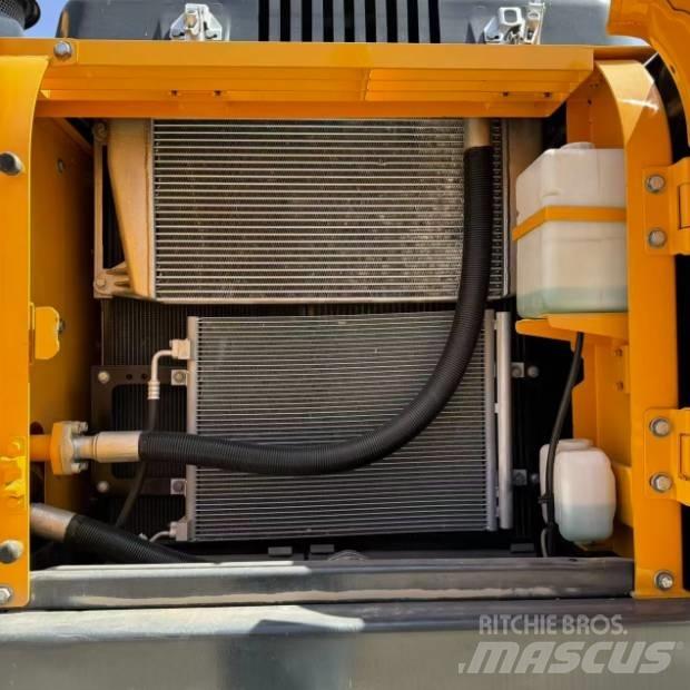 Hyundai R220-9S Telakaivukoneet