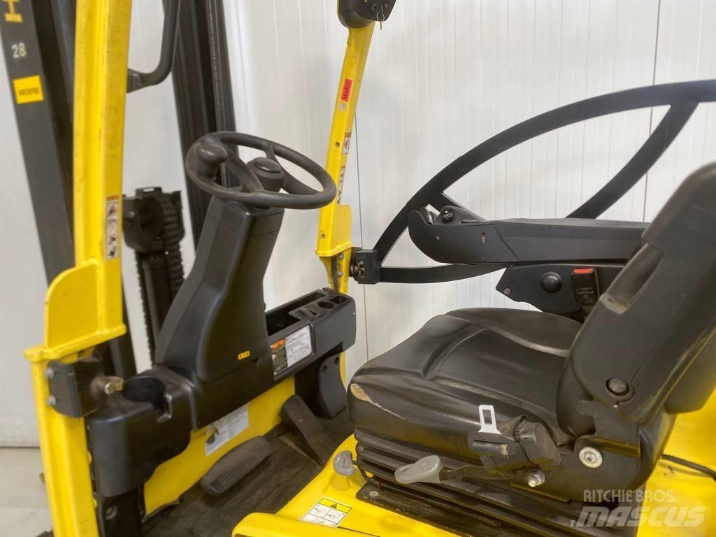 Hyster J2.0XNT lwb Sähkötrukit