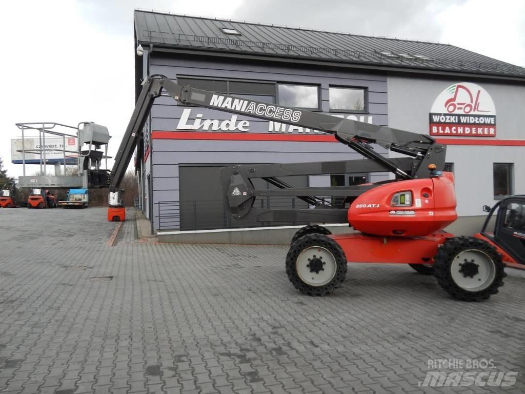 Manitou 200 ATJ Pienikokoiset itseliikkuvat puominostimet